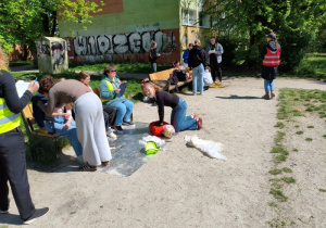 pierwsza pomoc przedmedyczna - masaż serca